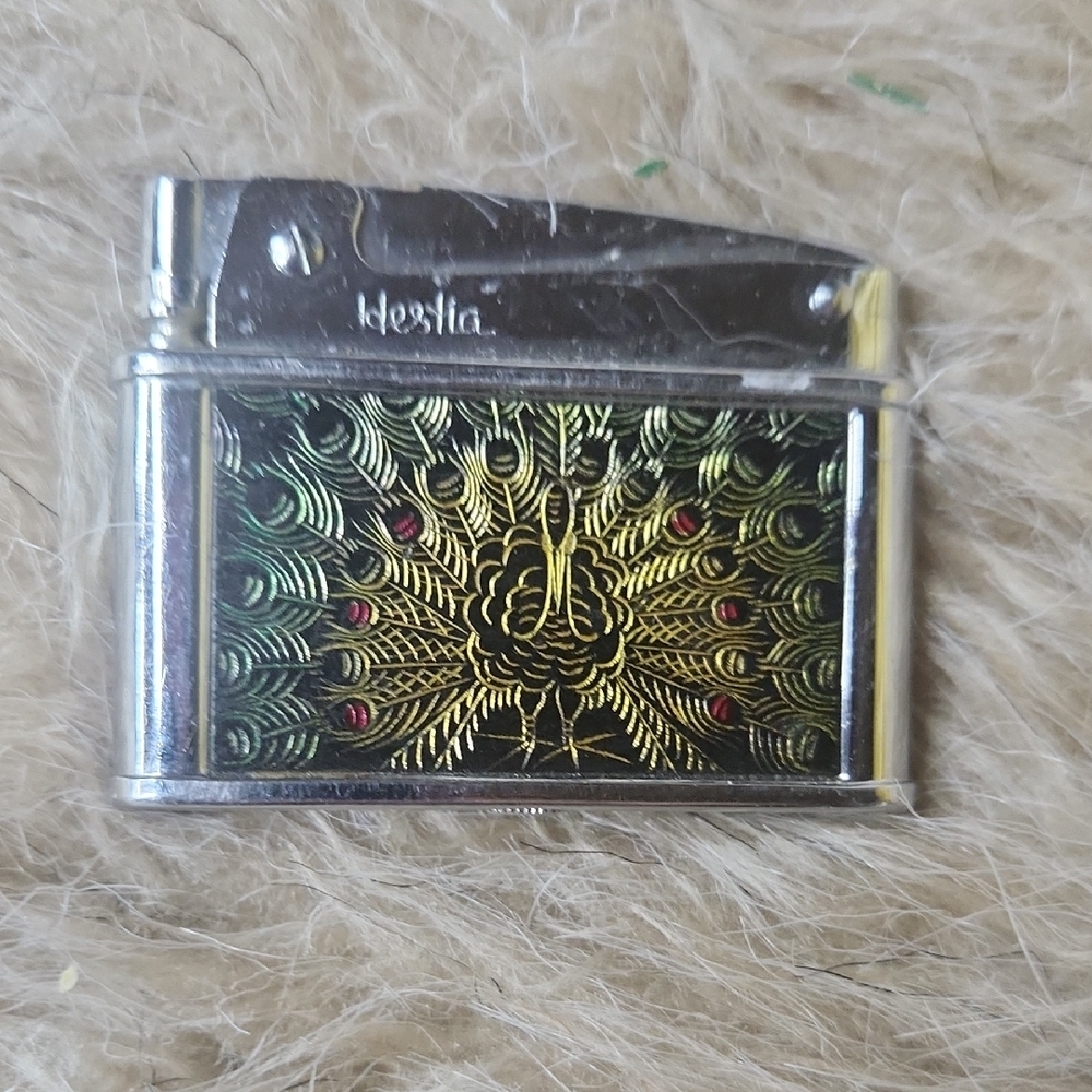 Hestia  Peacock Design Lighter